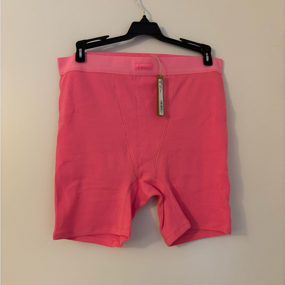 NWT! Skims - Women’s Cotton Ribbed Boxer - Sugar Pink - Size L